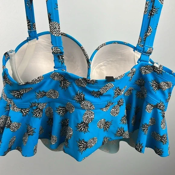 Torrid plus size 12/14 (0 & 1) 2 pc peplum underwire pushup top & ruched bottoms - Picture 8 of 10